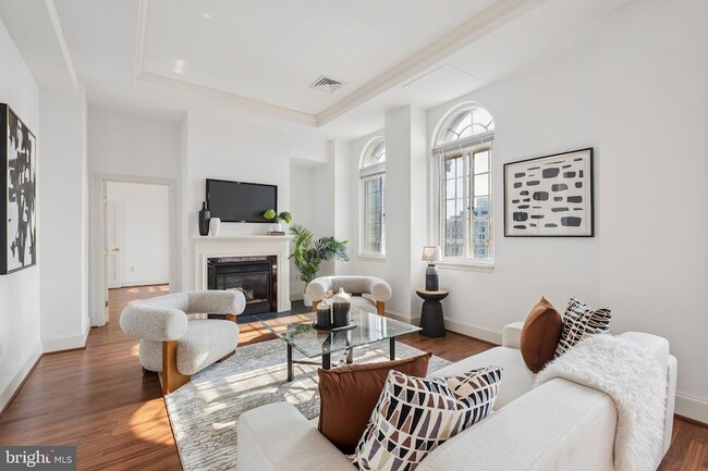 Building Photo - 1512 14 Spruce Street Unit PH-2402