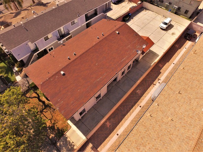 Foto del edificio - 1565 W 207th St