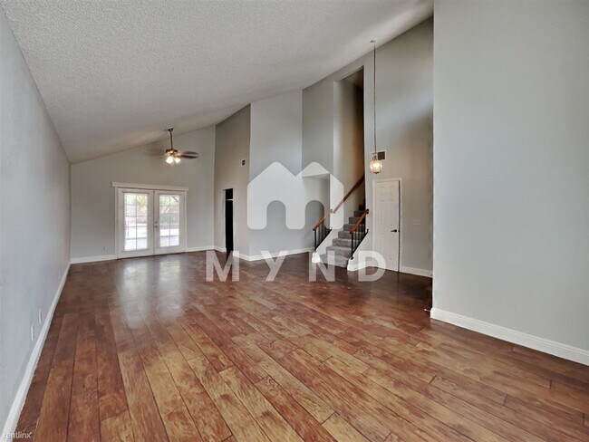 Building Photo - 4 br, 2.5 bath House - 342 Jorge Way