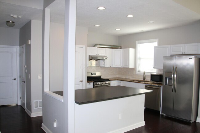 Building Photo - 5407 Talladega Dr