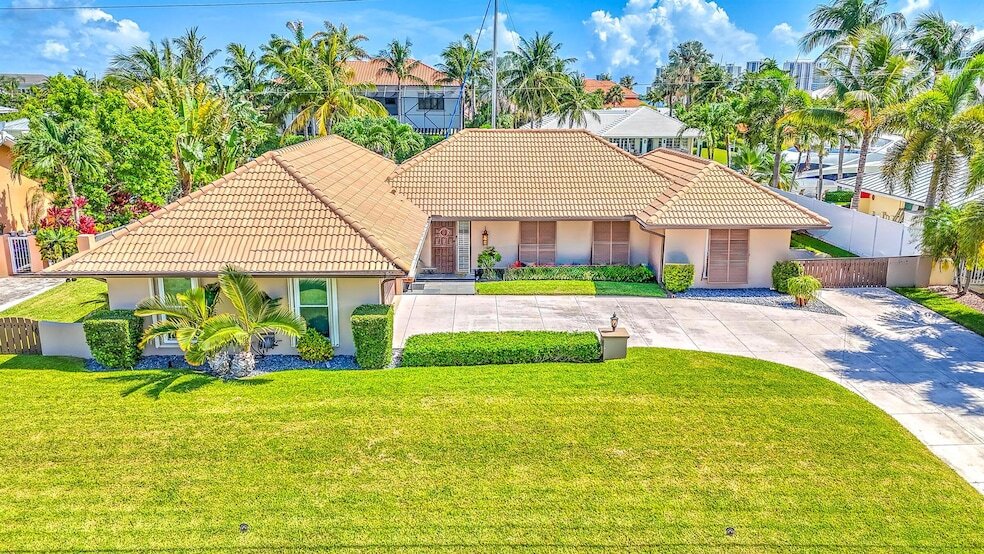 Foto principal - 1090 Fairview Ln