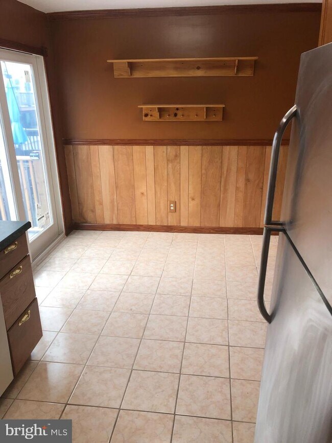 Building Photo - 10925 Modena Dr