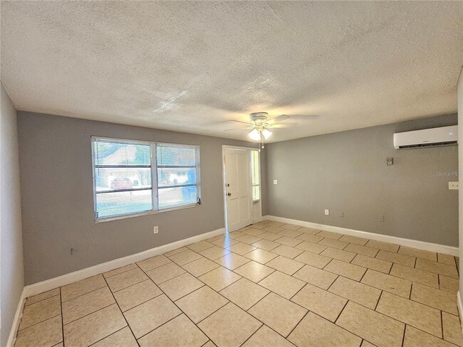 Building Photo - 9210 Pegasus Ave