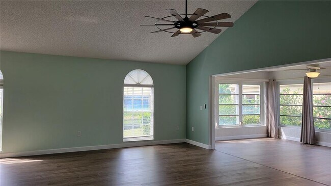 Foto del edificio - 3520 57th Ave Cir W
