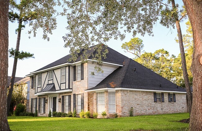 Foto del edificio - 18102 Mahogany Forest Dr