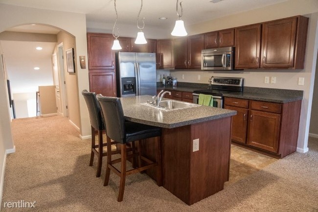 Building Photo - 2 br, 2 bath Condo - 2389 Ambrato Way