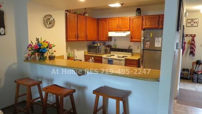 Building Photo - 2381 Lexington Village Ln