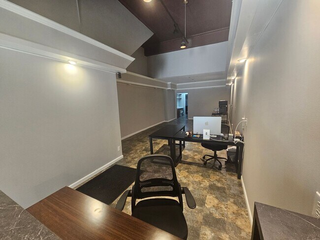 Foto del edificio - 49-51 West Market Street