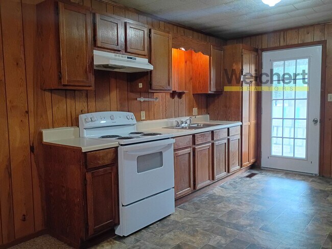 Foto del edificio - 814 E Unity Rd