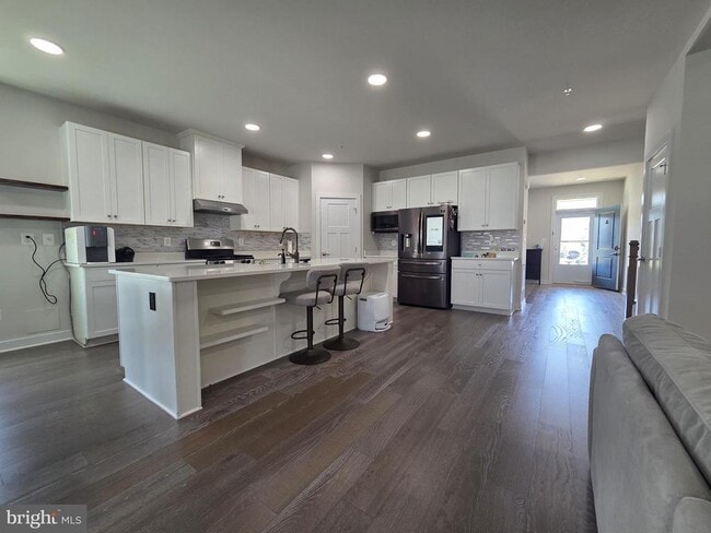 Foto del edificio - 7550 Mint Springs Ct