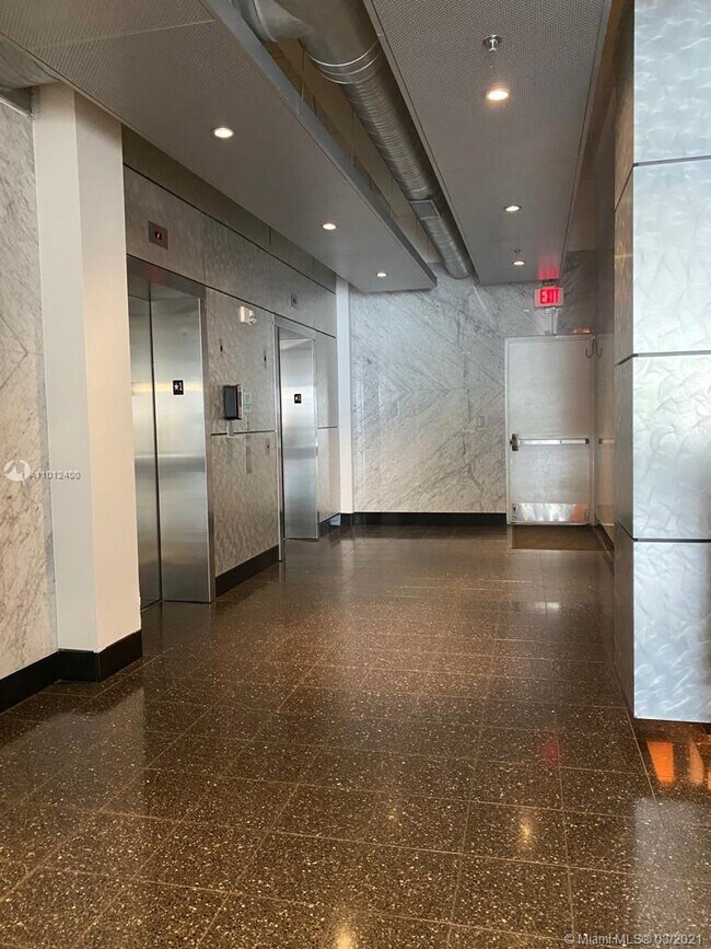 Building Photo - 8101 Biscayne Blvd