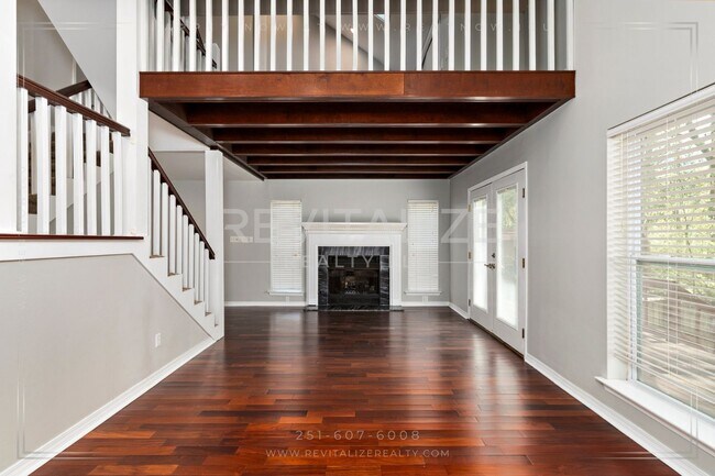 Foto del edificio - Stunning 2 Bedroom/2.5 Bathroom Condo in W...