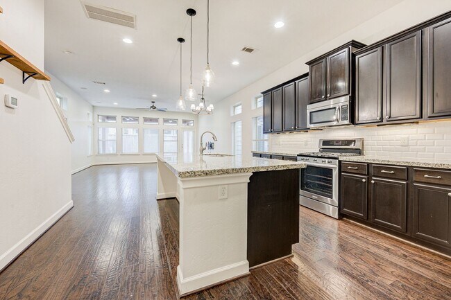 Foto del edificio - Timbergrove Home for Lease