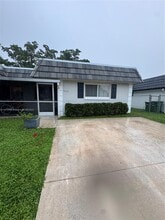 Building Photo - 7610 NW 73rd Terrace