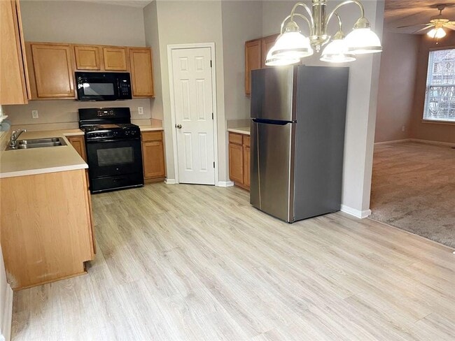 Foto del edificio - 3710 Verde Glen Ln