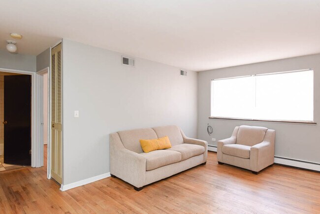 Foto del edificio - 541 W Oakdale Ave