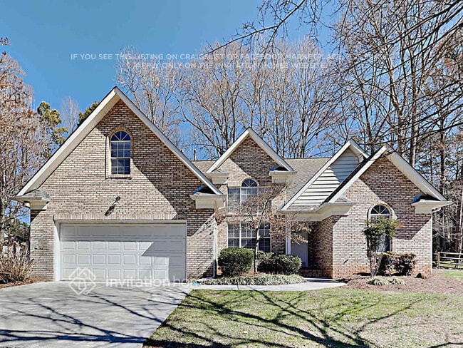 Building Photo - 6808 Loretta Pl