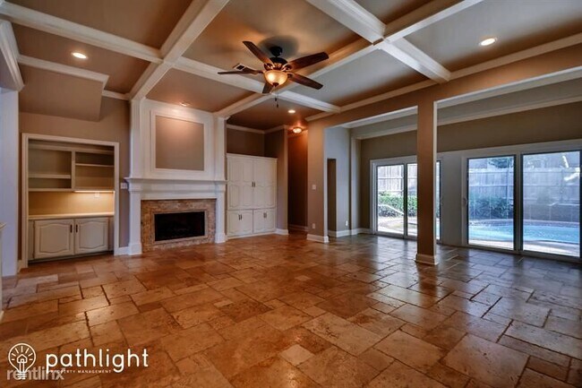 Foto del edificio - 4 br, 3 bath House - 114 Lake Forest Court...