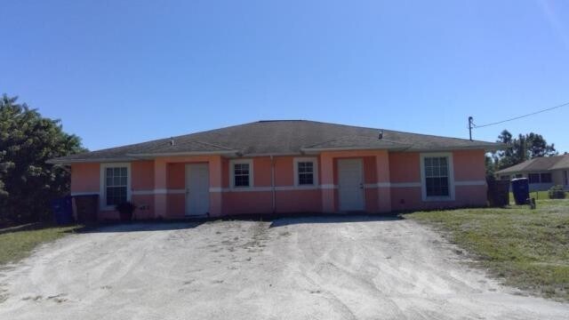 Foto del edificio - 3 BED 2 BATH DUPLEX FOR RENT