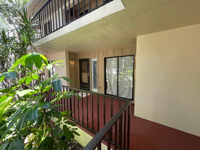 Foto del edificio - 6450 Wild Oak Bay Blvd