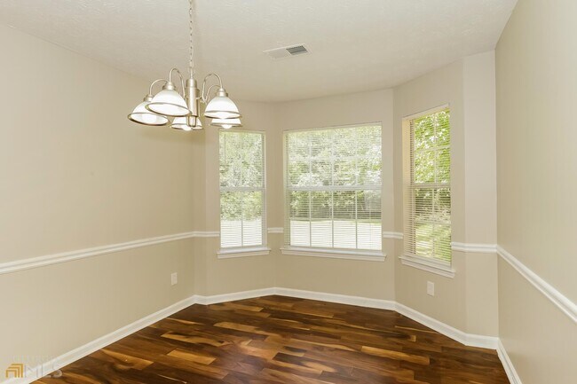 Foto del edificio - 4772 Creekside Pl