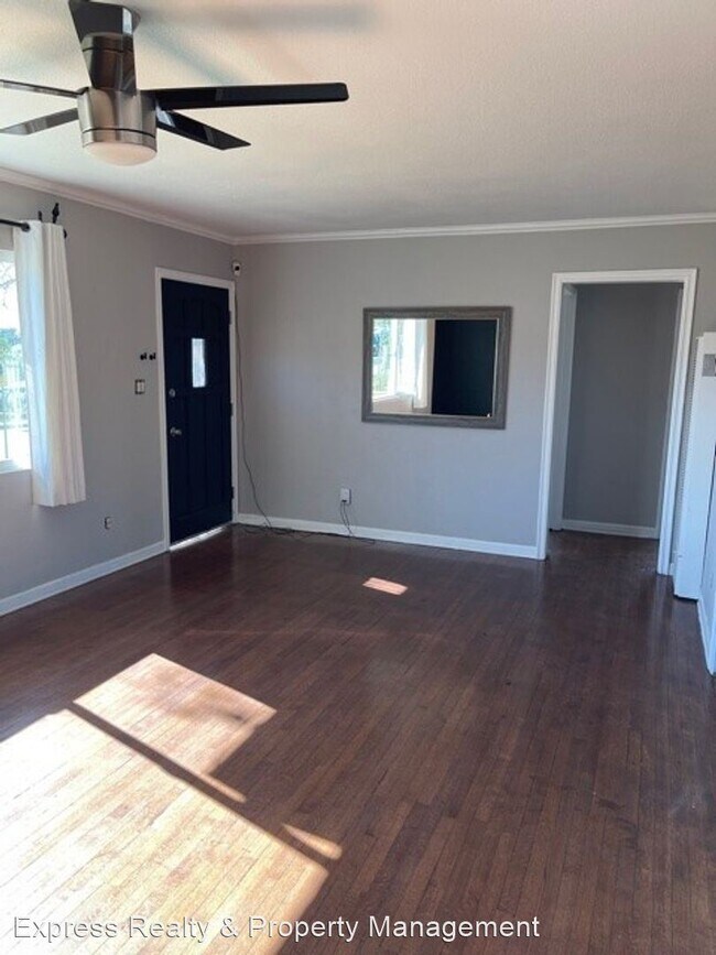 Building Photo - 2 br, 1 bath House - 853 N. Hargrave St