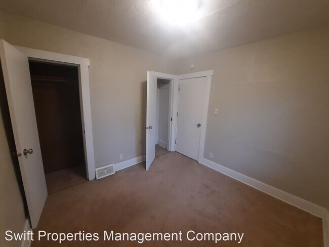 Building Photo - 2 br, 1 bath House - 2414 Garfield Avenue