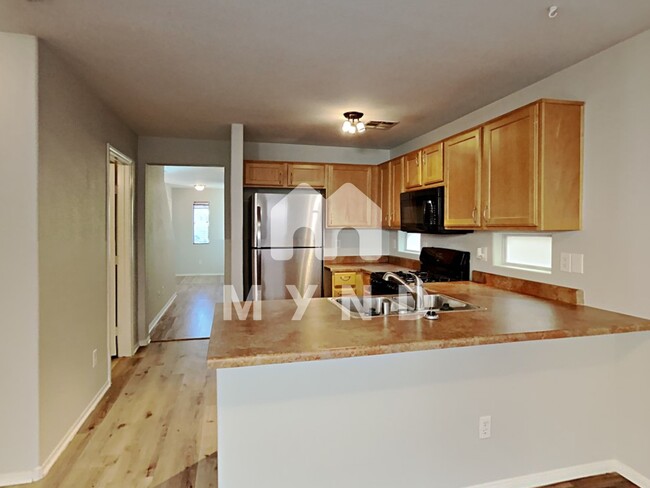 Foto del edificio - 6062 Peaceful Creek St