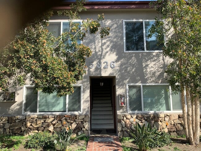 Building Photo - 5826 Tujunga Ave