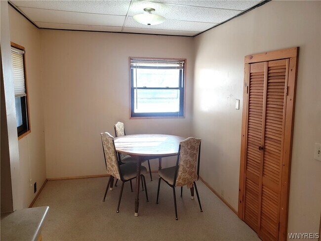 Foto del edificio - 91 Springville Ave