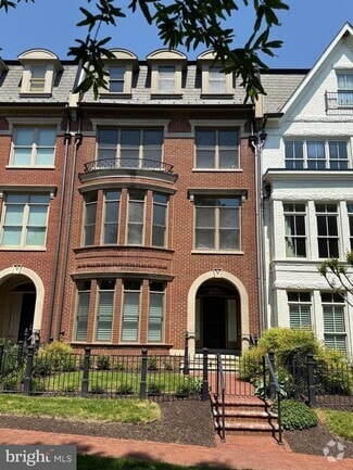 Building Photo - 10777 Symphony Park Dr