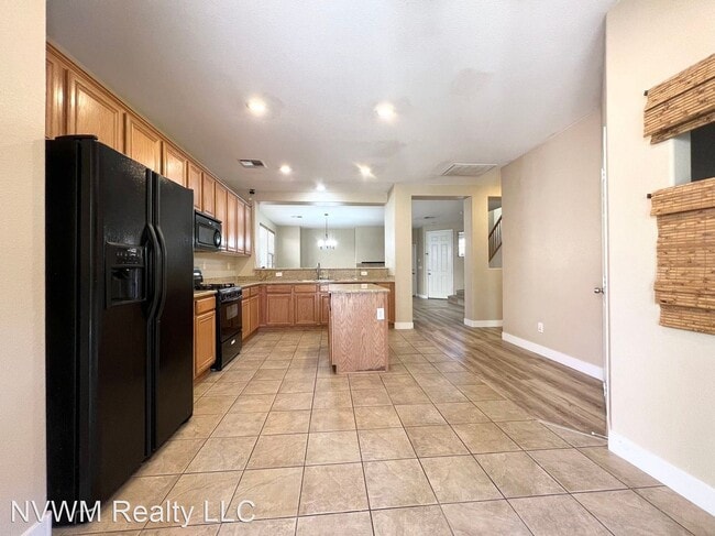Building Photo - 4 br, 2.5 bath House - 715 Quayside Ct