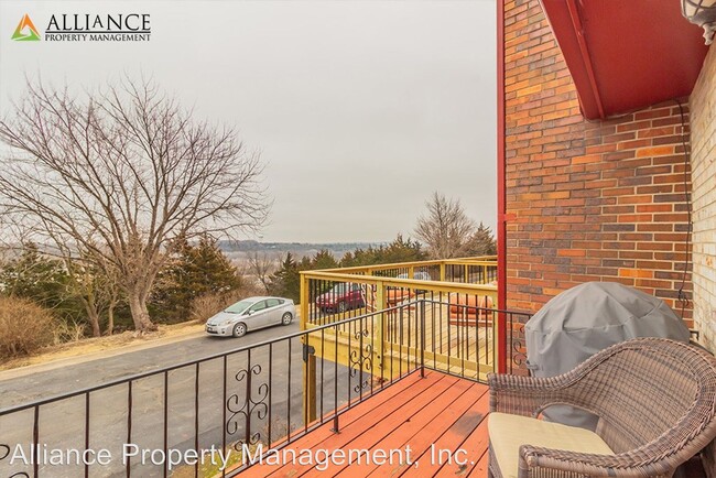 Foto del edificio - 2 br, 1.5 bath House - 300 Twykingham Pl.