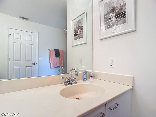 Foto del edificio - 2860 Citrus Lake Dr