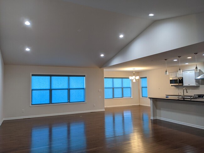 Foto del edificio - 7120 Stearman Dr