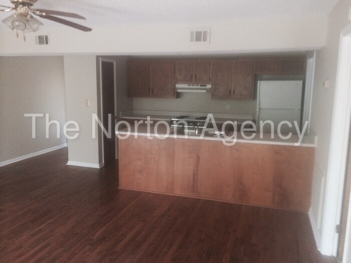 Primary Photo - 3980 Darryl Ln