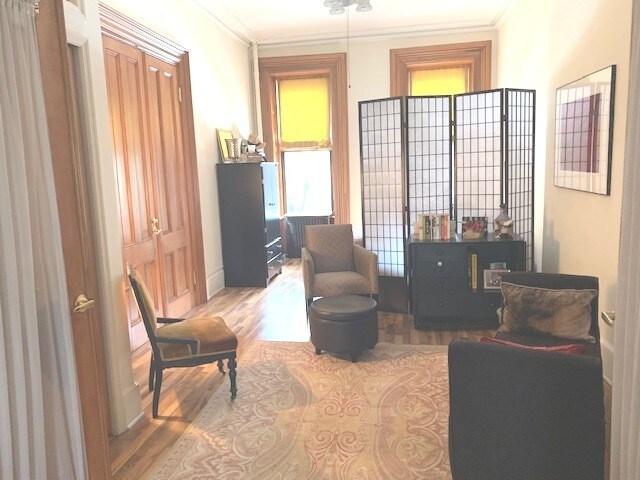 Primary Photo - 153 President St
