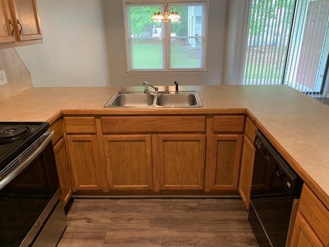Building Photo - "Charming 2-Bed Condo Oasis with Fireplace...