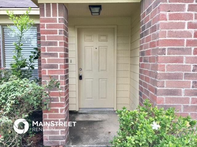 Building Photo - 16115 Catbird Ct