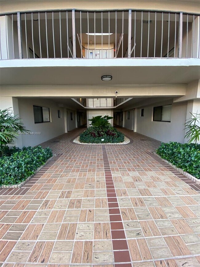 Foto del edificio - 8650 SW 133rd Avenue Rd