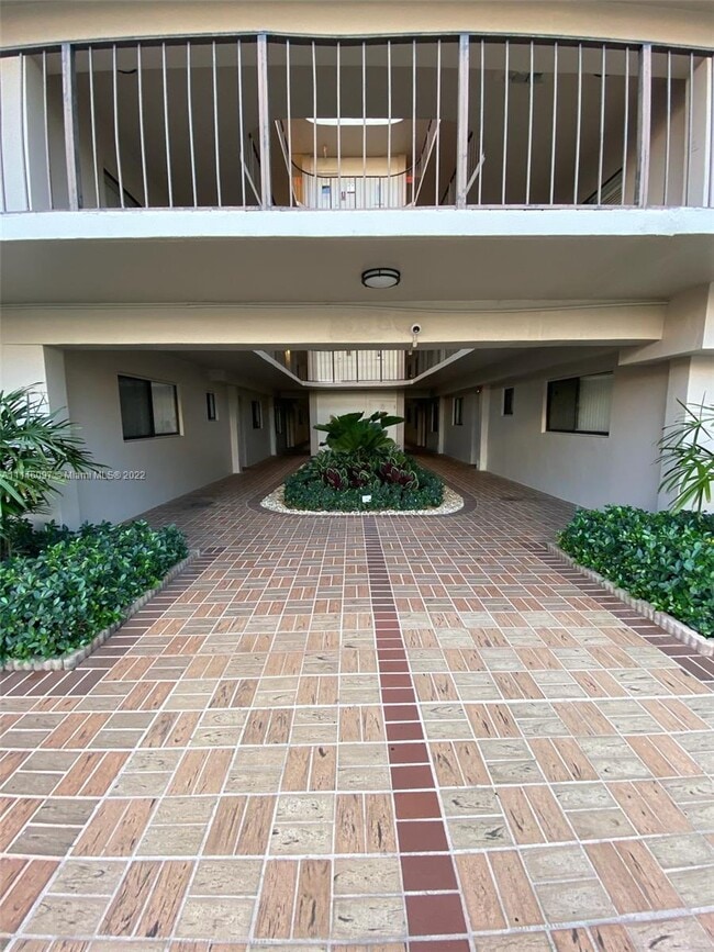 Building Photo - 8650 SW 133rd Avenue Rd