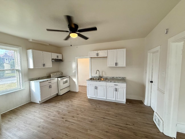 Foto del edificio - 1614 N 12th St