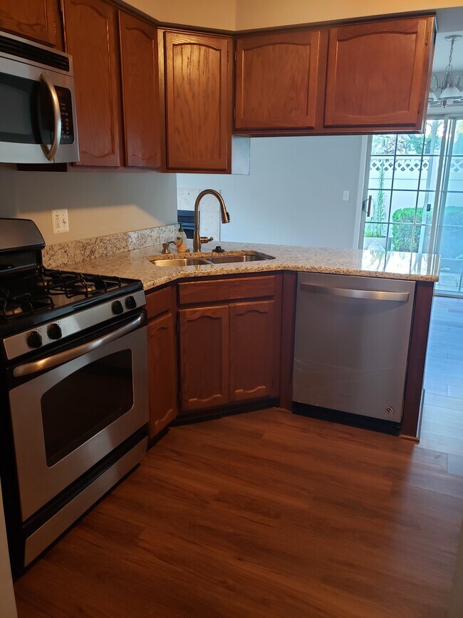 Foto del edificio - 413 Le Parc Cir