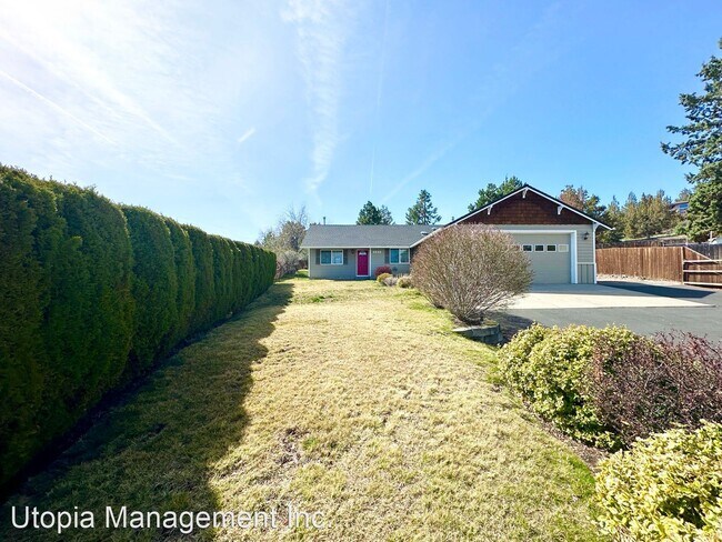 Foto del edificio - 3 br, 2 bath House - 3340 SW Salmon Ct