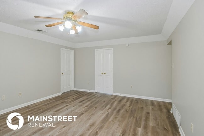 Foto del edificio - 7430 Pintail Dr