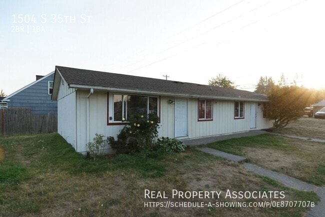 Building Photo - 1504 S 35th St