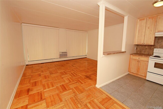 Foto del edificio - 121 Vincent Ave