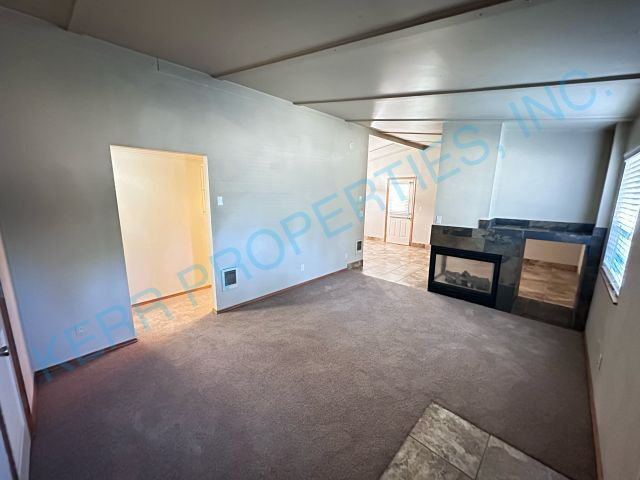 Foto del edificio - 8645 SE 155th Ave