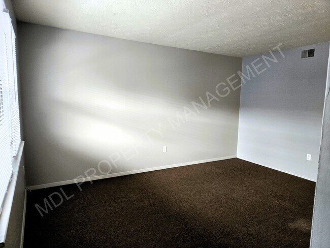 Foto del edificio - 2803 S Jefferson Ave