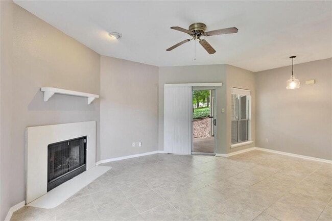Building Photo - 2450 Wickersham Ln